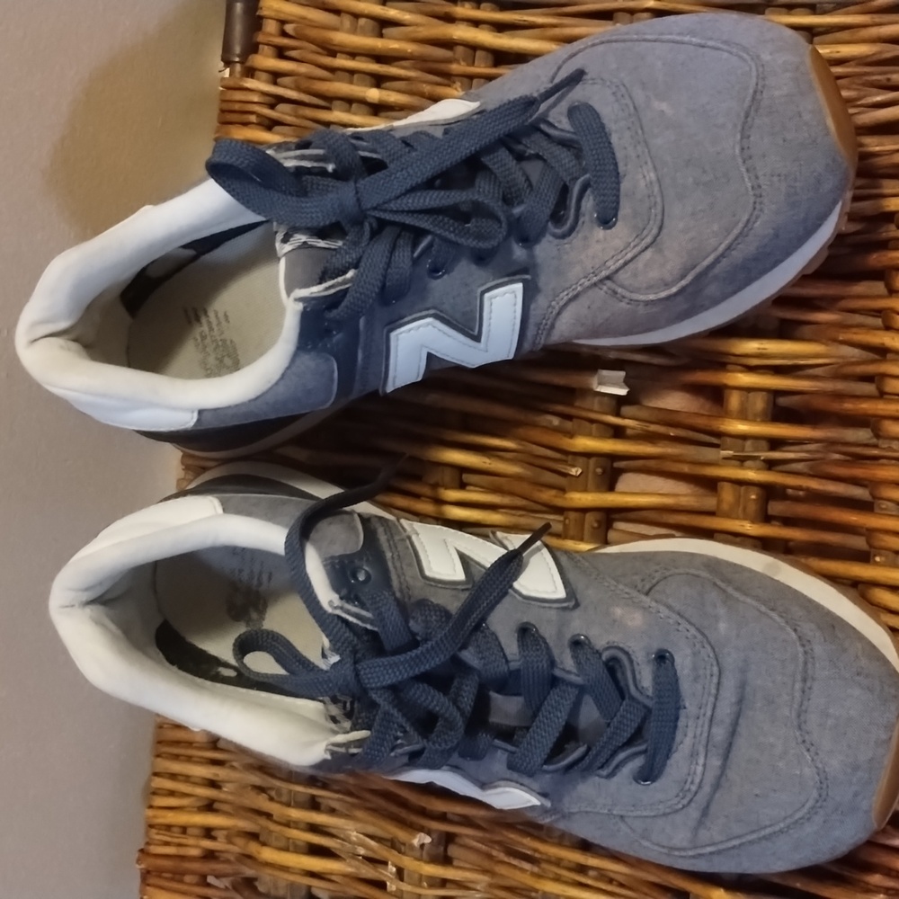 New Balance Sneakers  Size 9